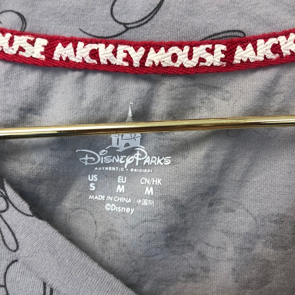 5/$20 Disney Parks Mickey Mouse Pocket Tee - Picture 2 of 4